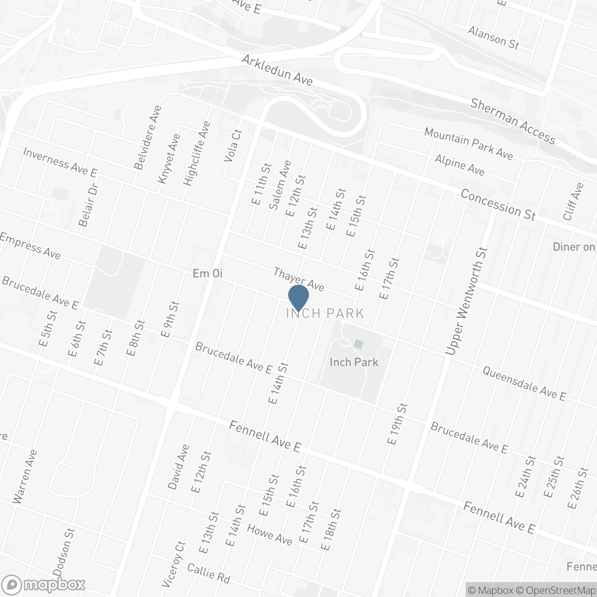 325 QUEENSDALE Avenue E, Hamilton, Ontario L9A 1L5